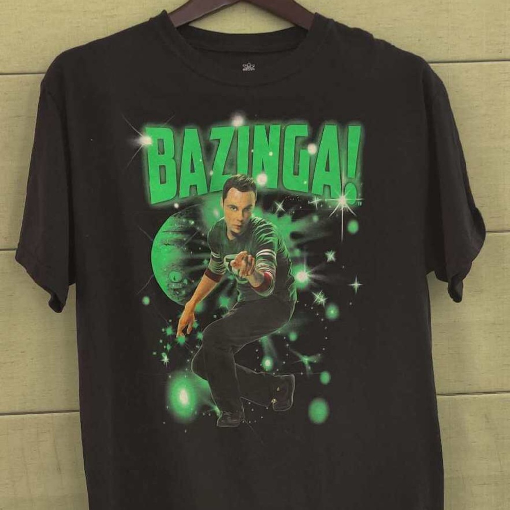 Big Bang Theory  Black T-shirt Size M